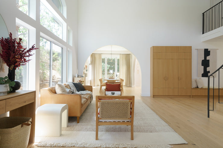 Modern Scandifornian living room with Fika hardwood flooring by Stuga