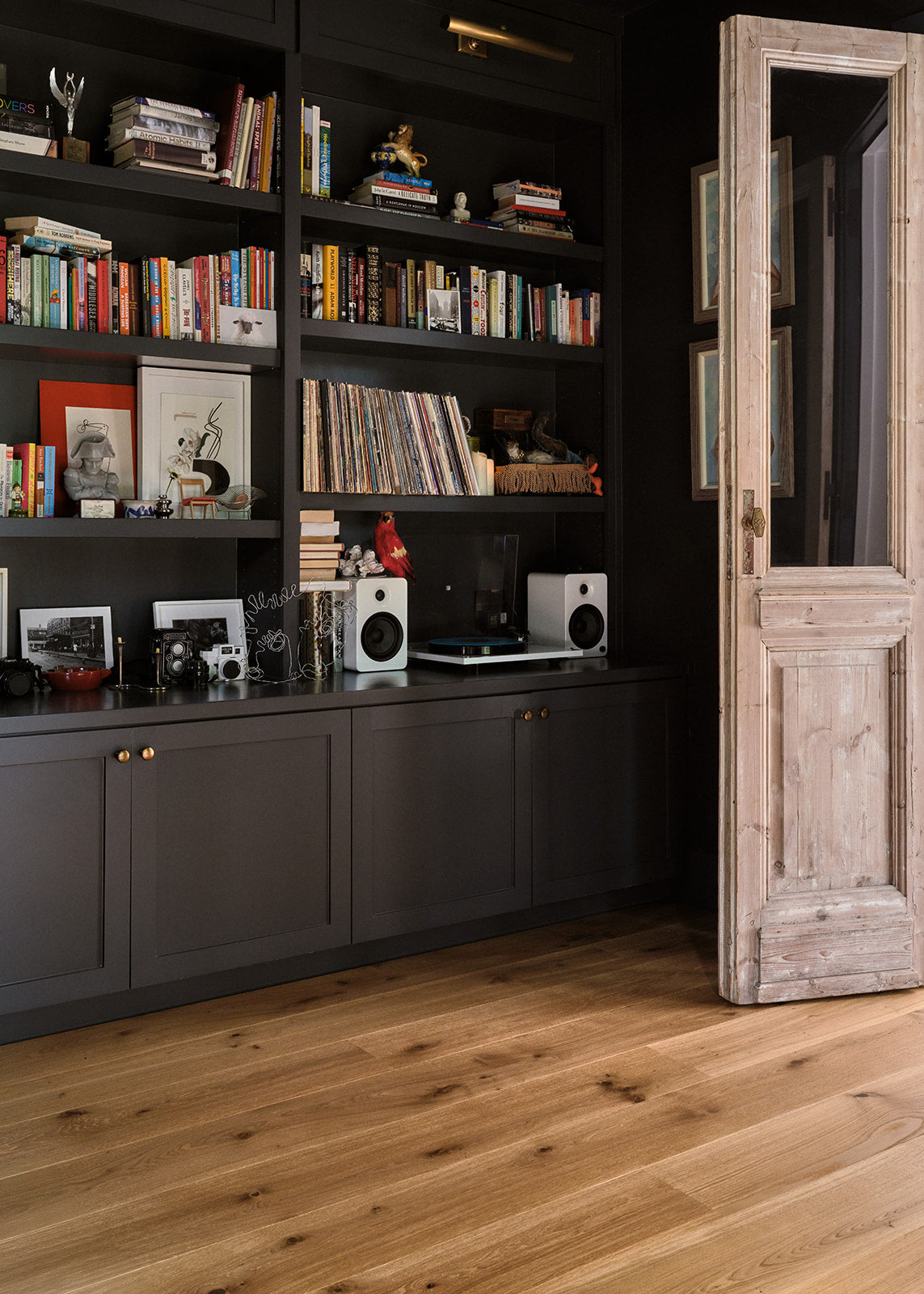 Oiled engineered oak hardwood floor character natural amber tone unrefined texture