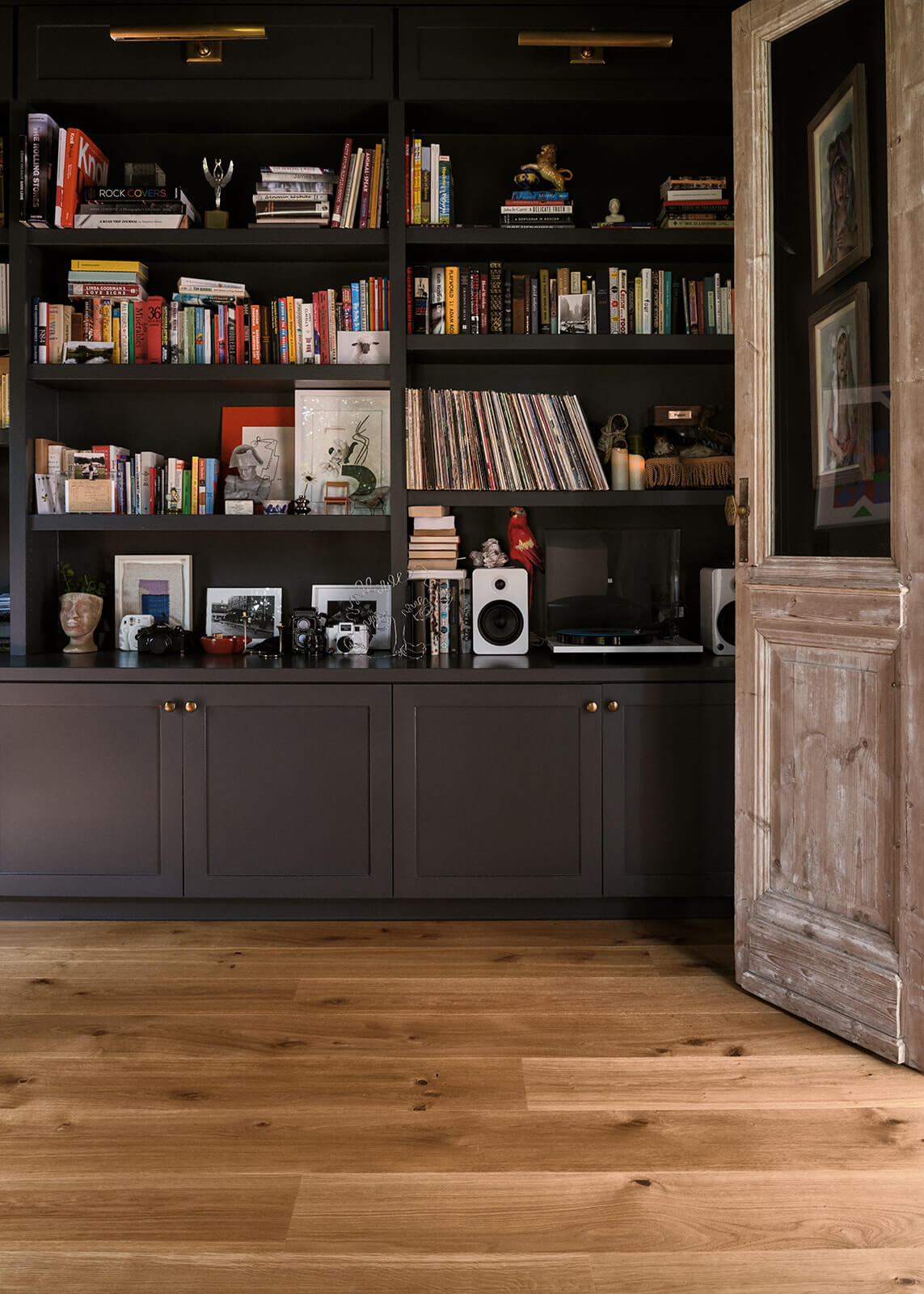 Oiled wide plank engineered oak hardwood floor beautiful character knots natural amber